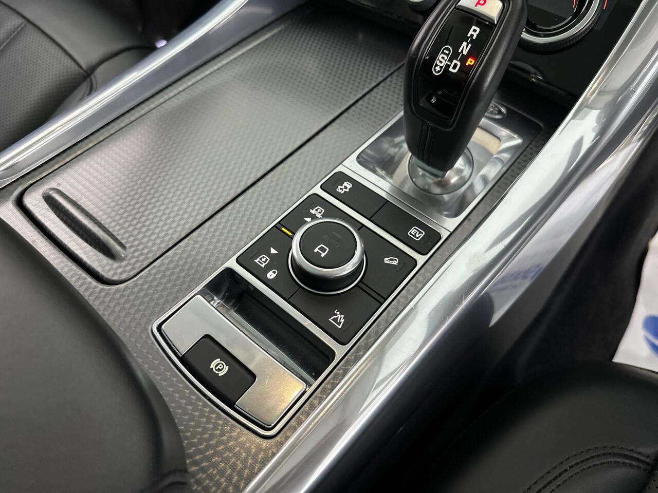Land Rover Range Rover Sport YF71NPY