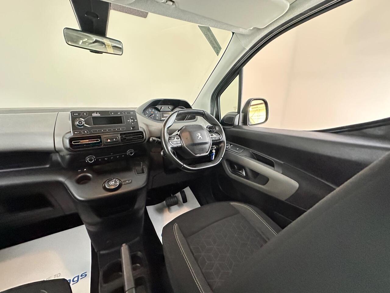 Peugeot Rifter CY68AYK