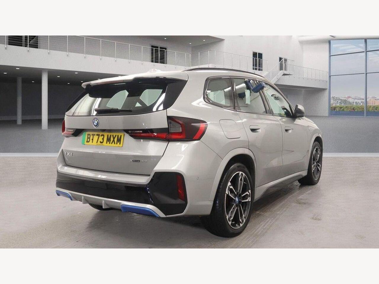 BMW iX1 BT73MXM
