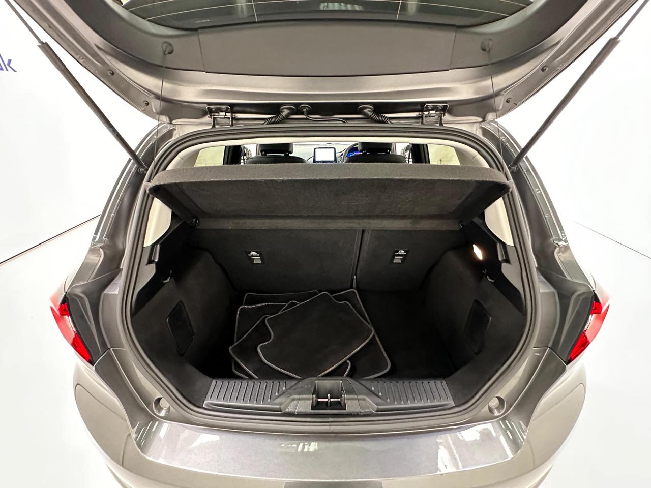 Ford Fiesta LD72JVC