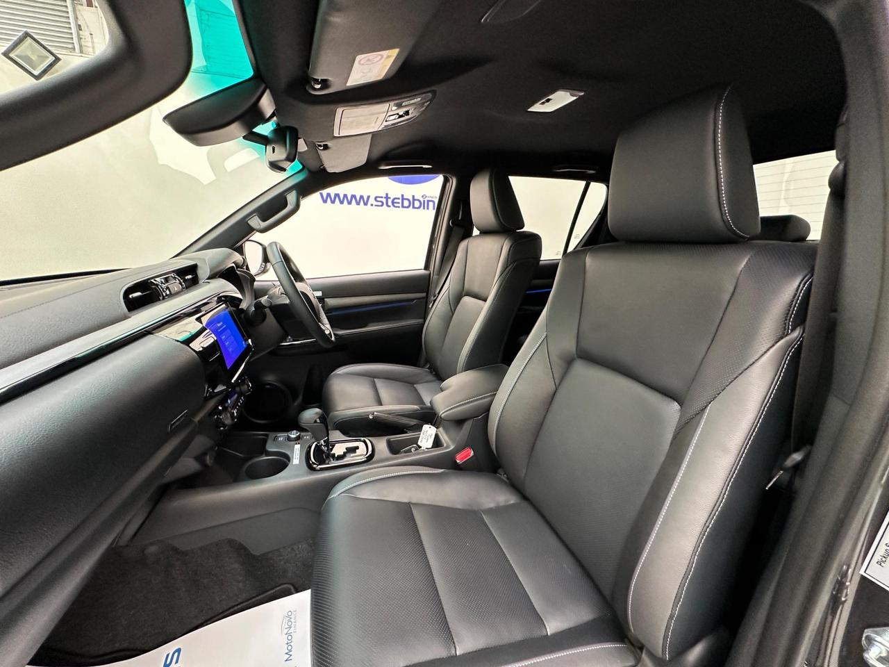 Toyota Hilux H111LUX