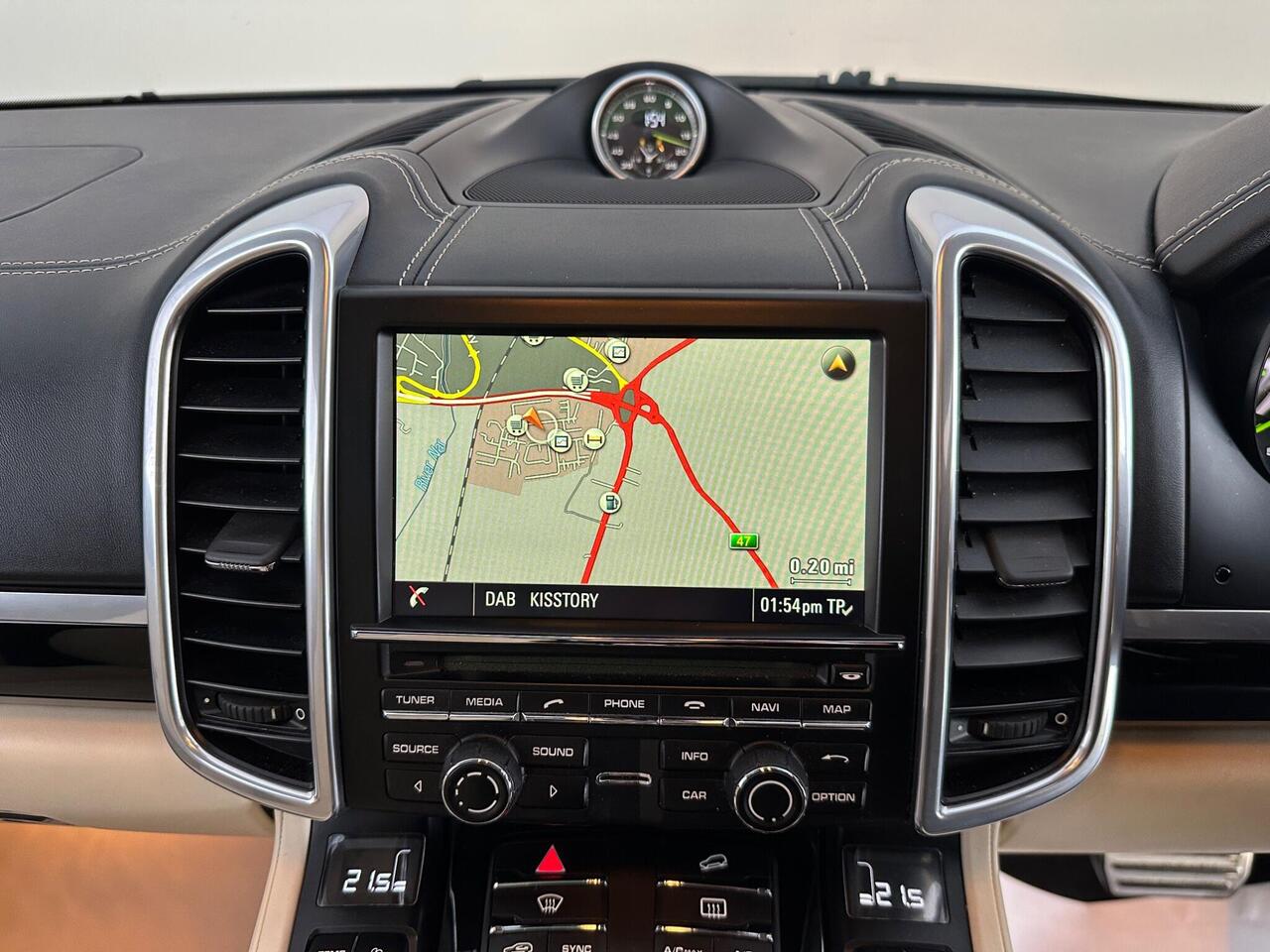 Porsche Cayenne LT65GWL