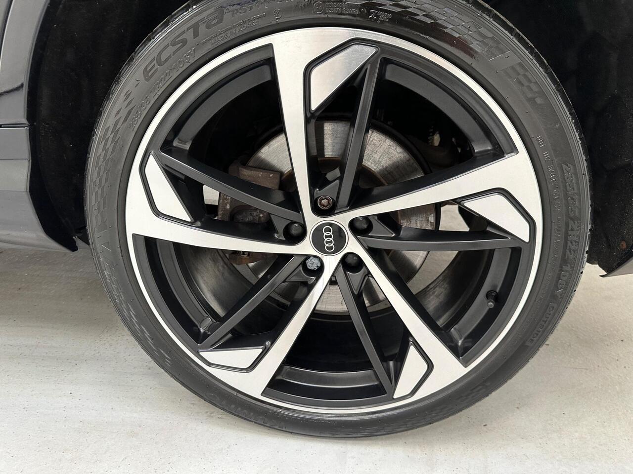 Audi Q7 SG21ZYR