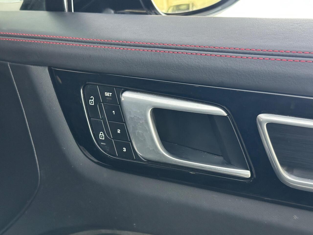 Porsche Cayenne AO22XFK