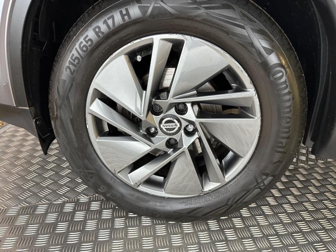 Nissan Qashqai DV71UZC