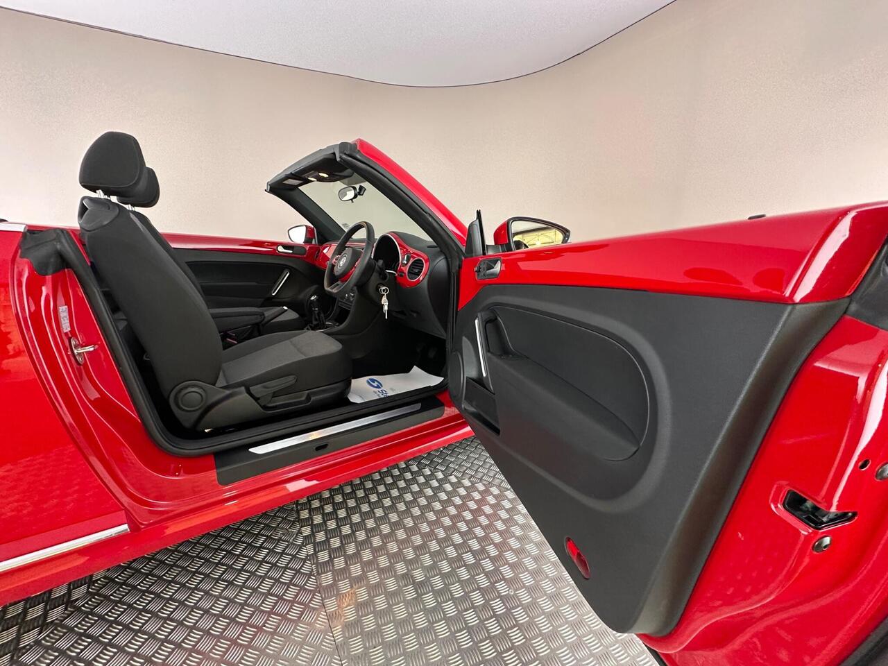Volkswagen Beetle MW16RXP