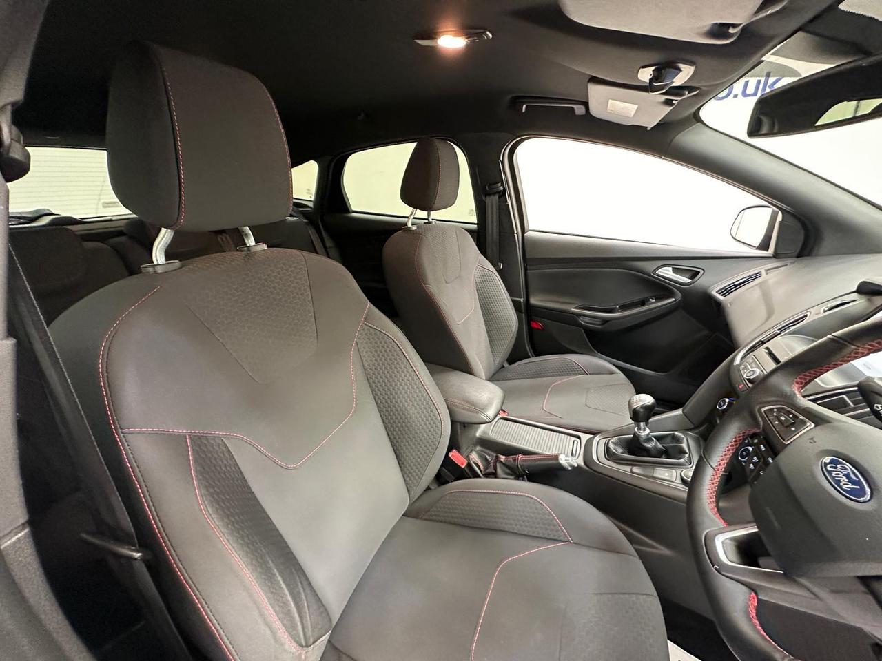 Ford Focus EX18YDL