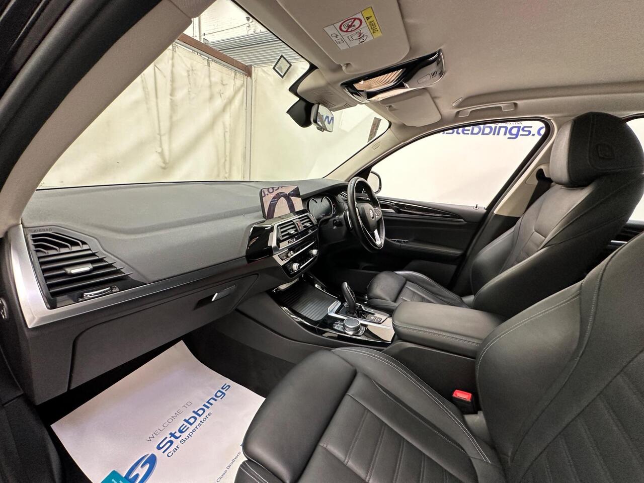BMW X3 AJ68MVC