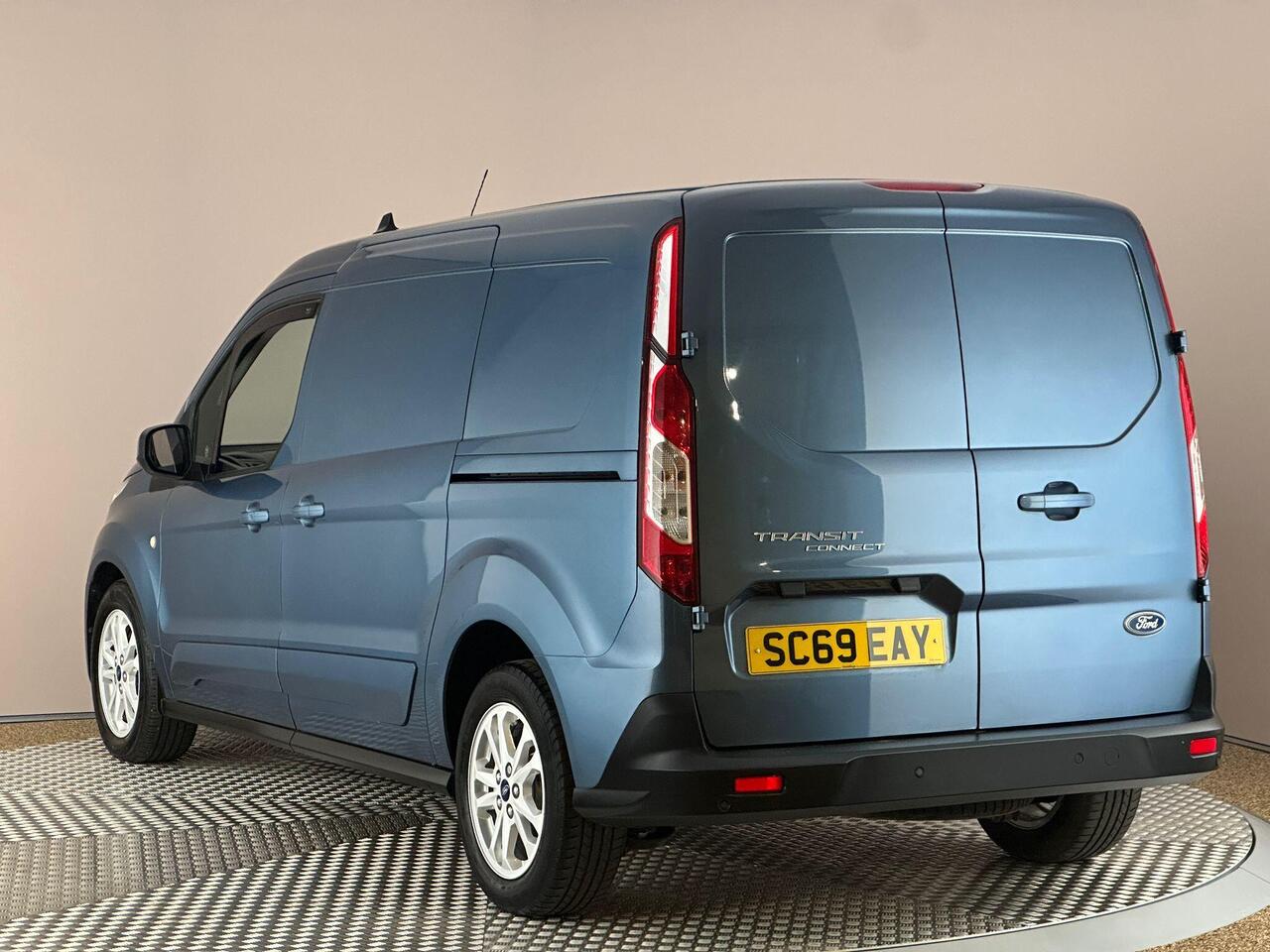 Ford Transit Connect SC69EAY