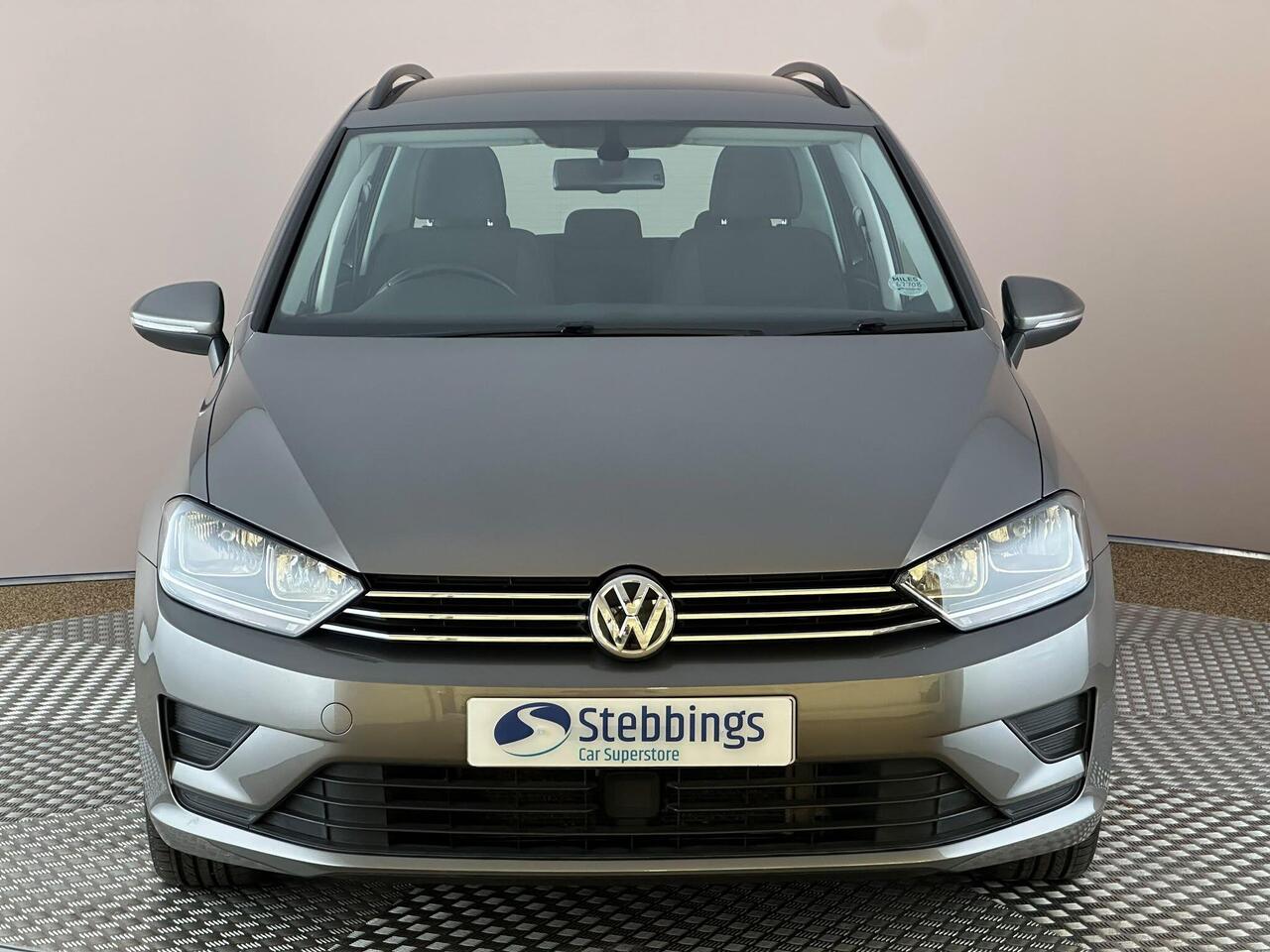 Volkswagen Golf SV GJ16KYG