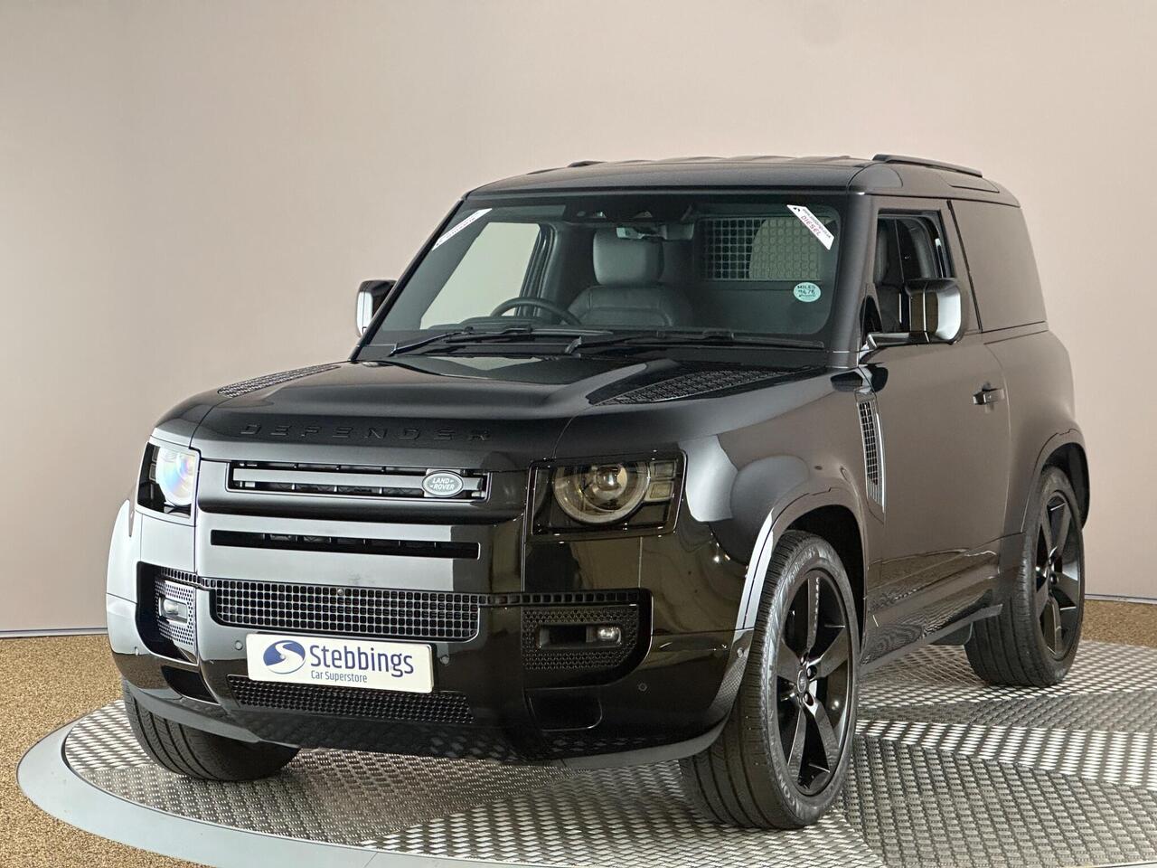 Land Rover Defender 90 WG25BLZ