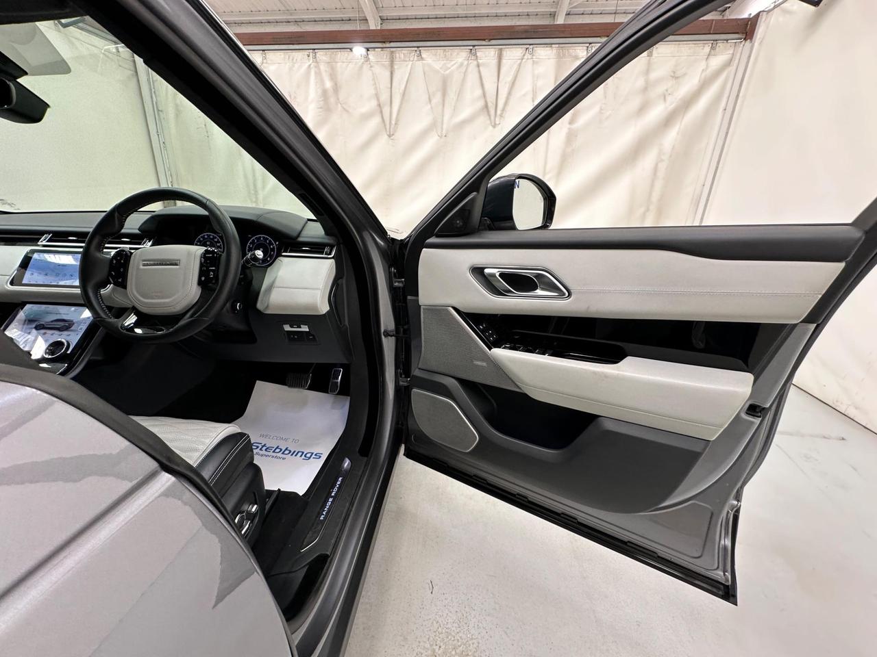 Land Rover Range Rover Velar HJ69GAU