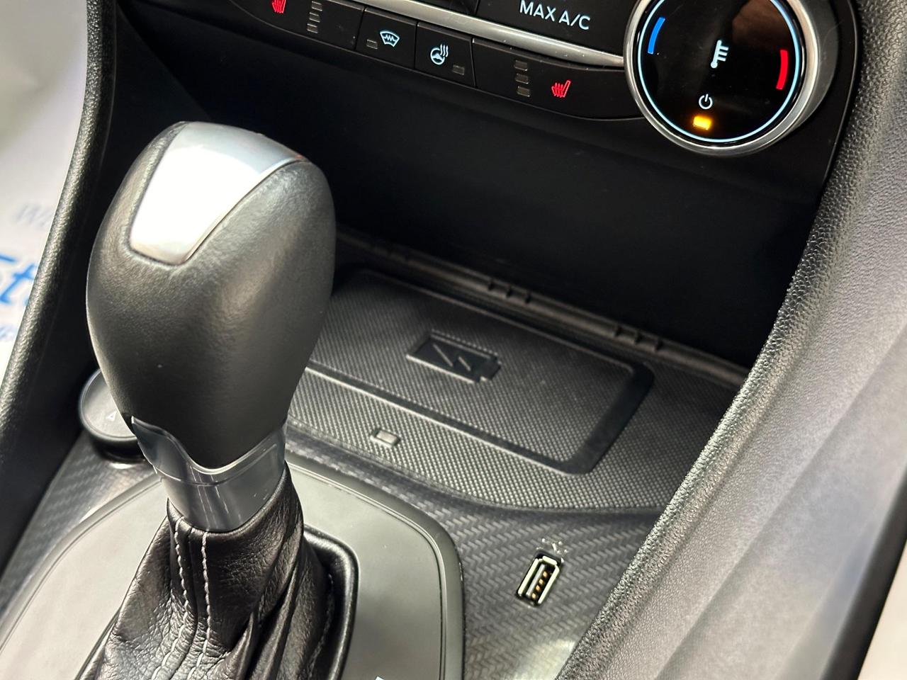 Ford Fiesta LD72JVC