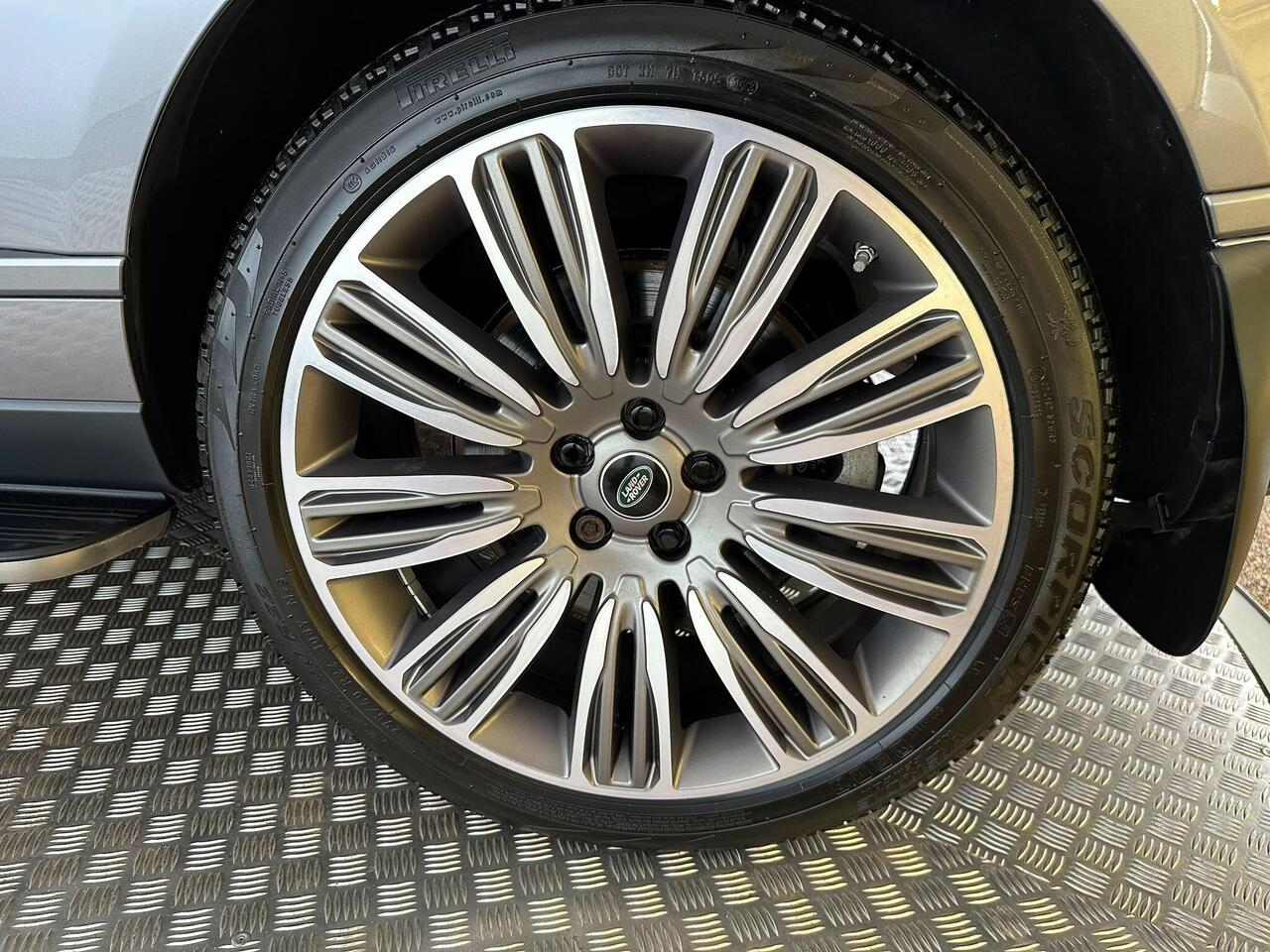 Land Rover Range Rover MV20KWK