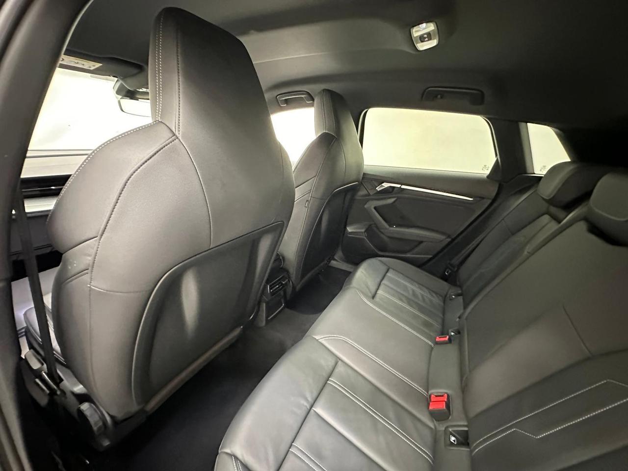 Audi A3 YE21XNF