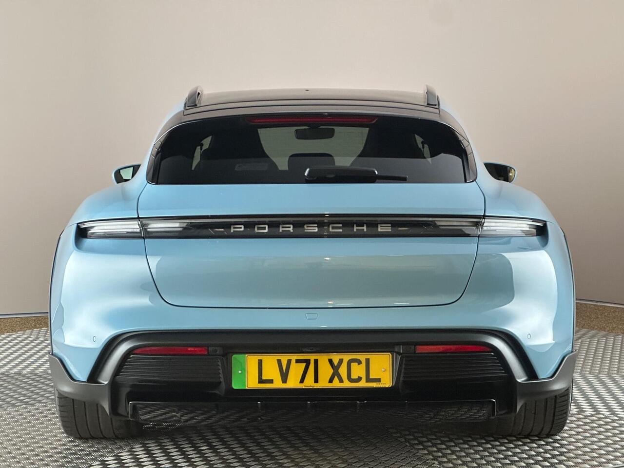 Porsche Taycan LV71XCL