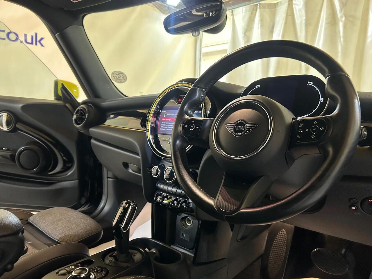 MINI Electric Hatch BD71FHH