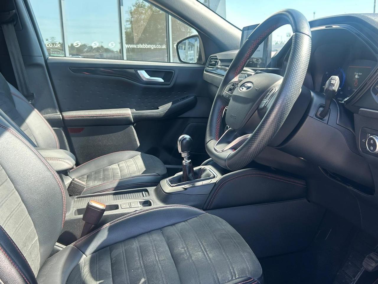 Ford Kuga AV20YDK