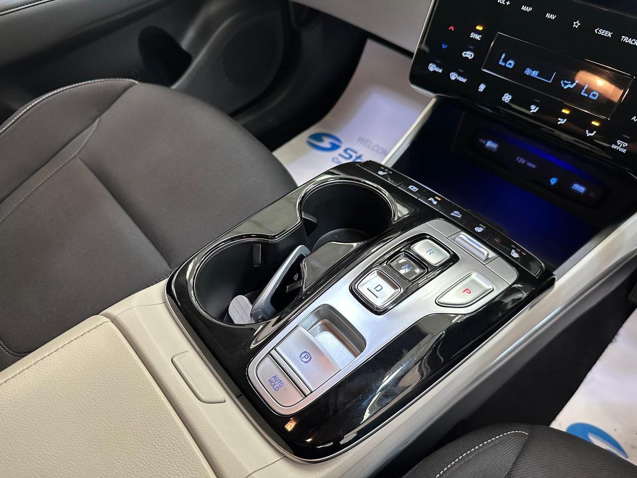 Hyundai TUCSON ET21OOW