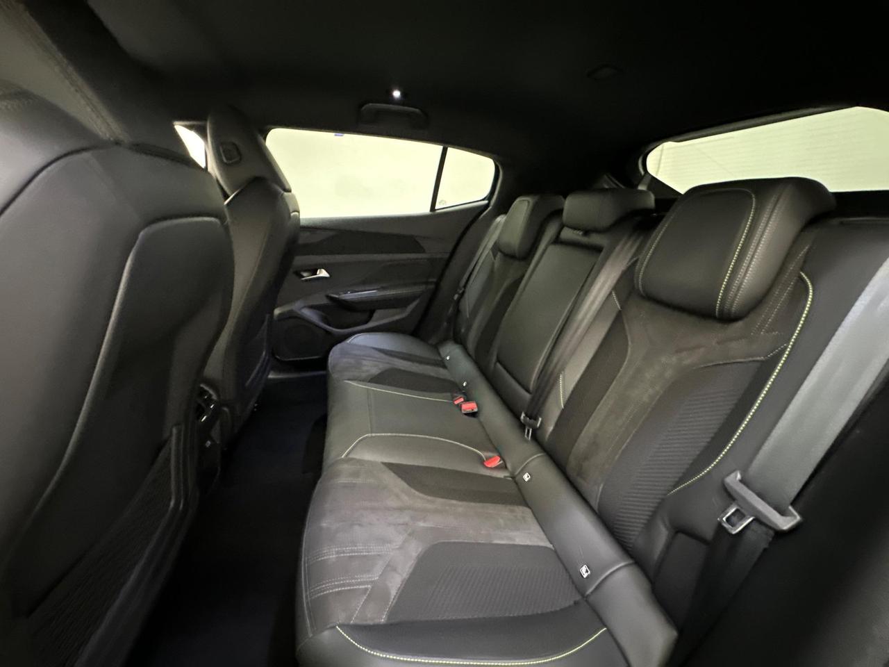 Peugeot 408 KE72WVB