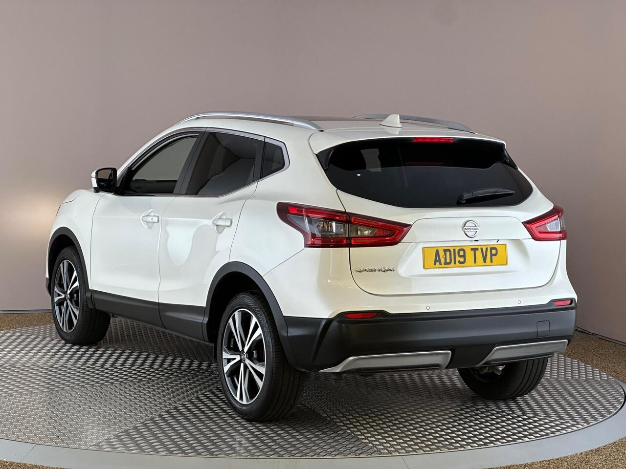 Nissan Qashqai AD19TVP