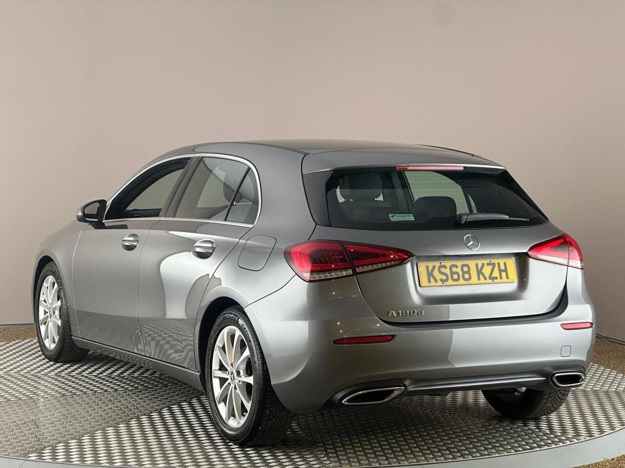 Mercedes-Benz A Class KS68KZH