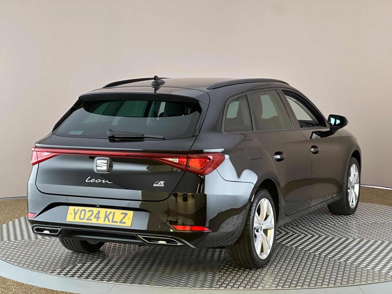 SEAT Leon YO24KLZ