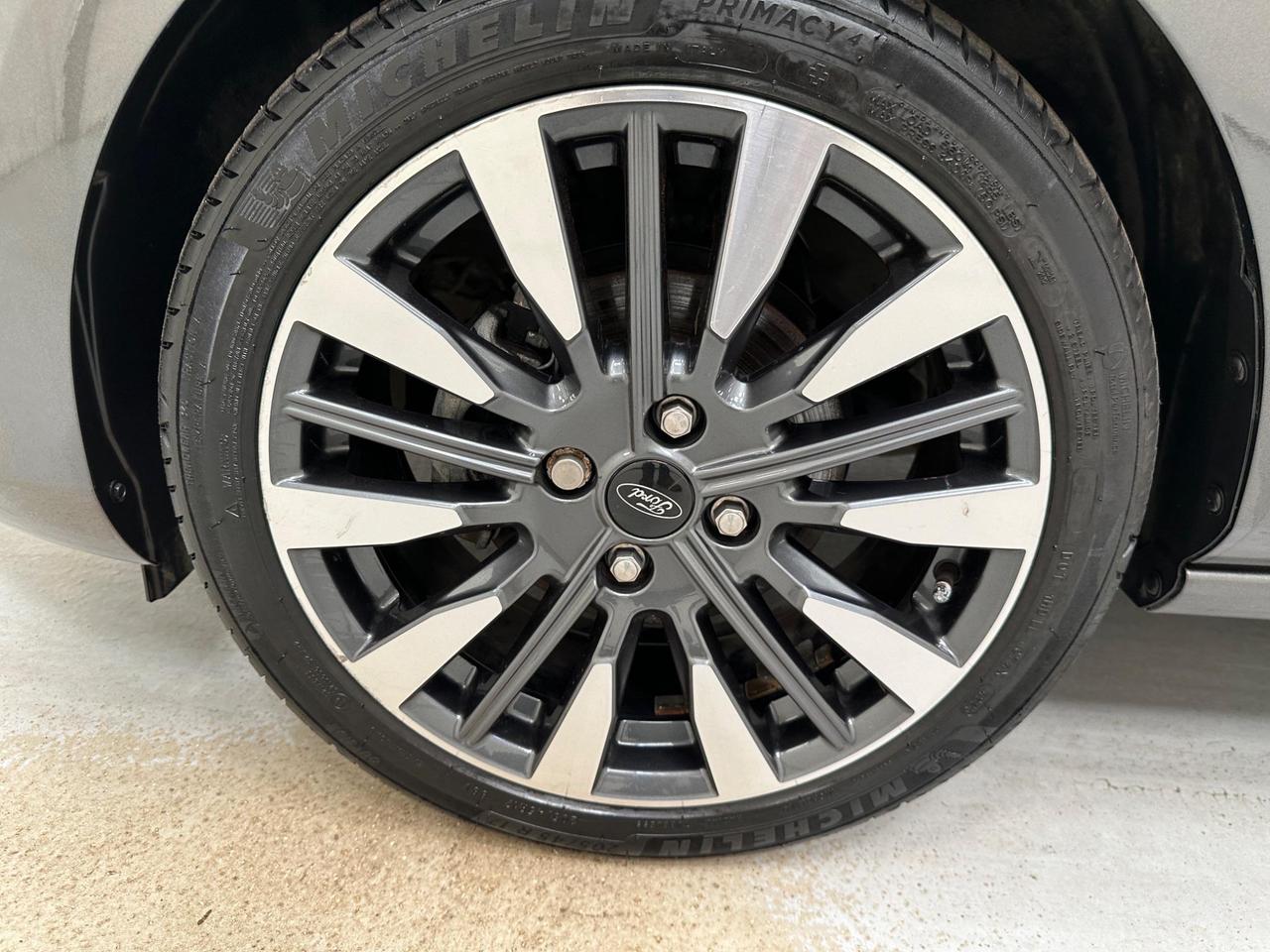 Ford Fiesta LD72JVC