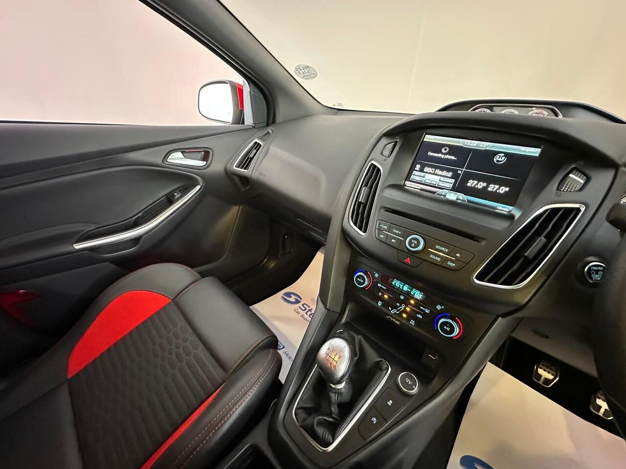 Ford Focus AD15AOM