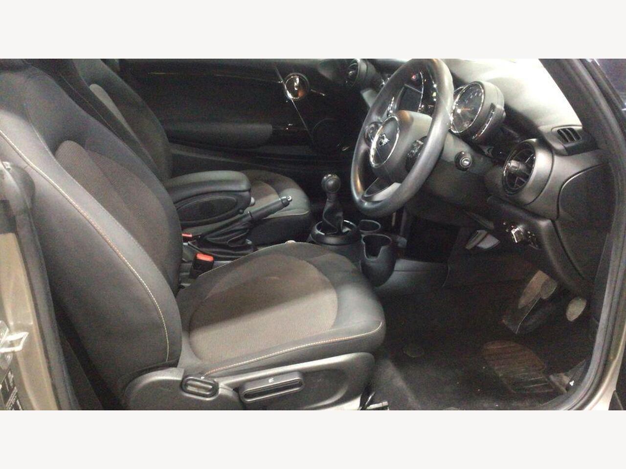 MINI Convertible FT68EZW