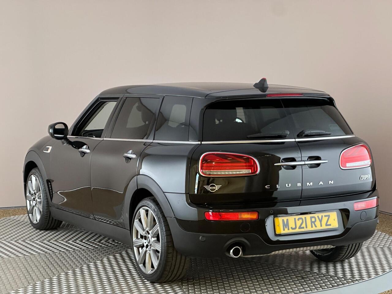 MINI Clubman MJ21RYZ