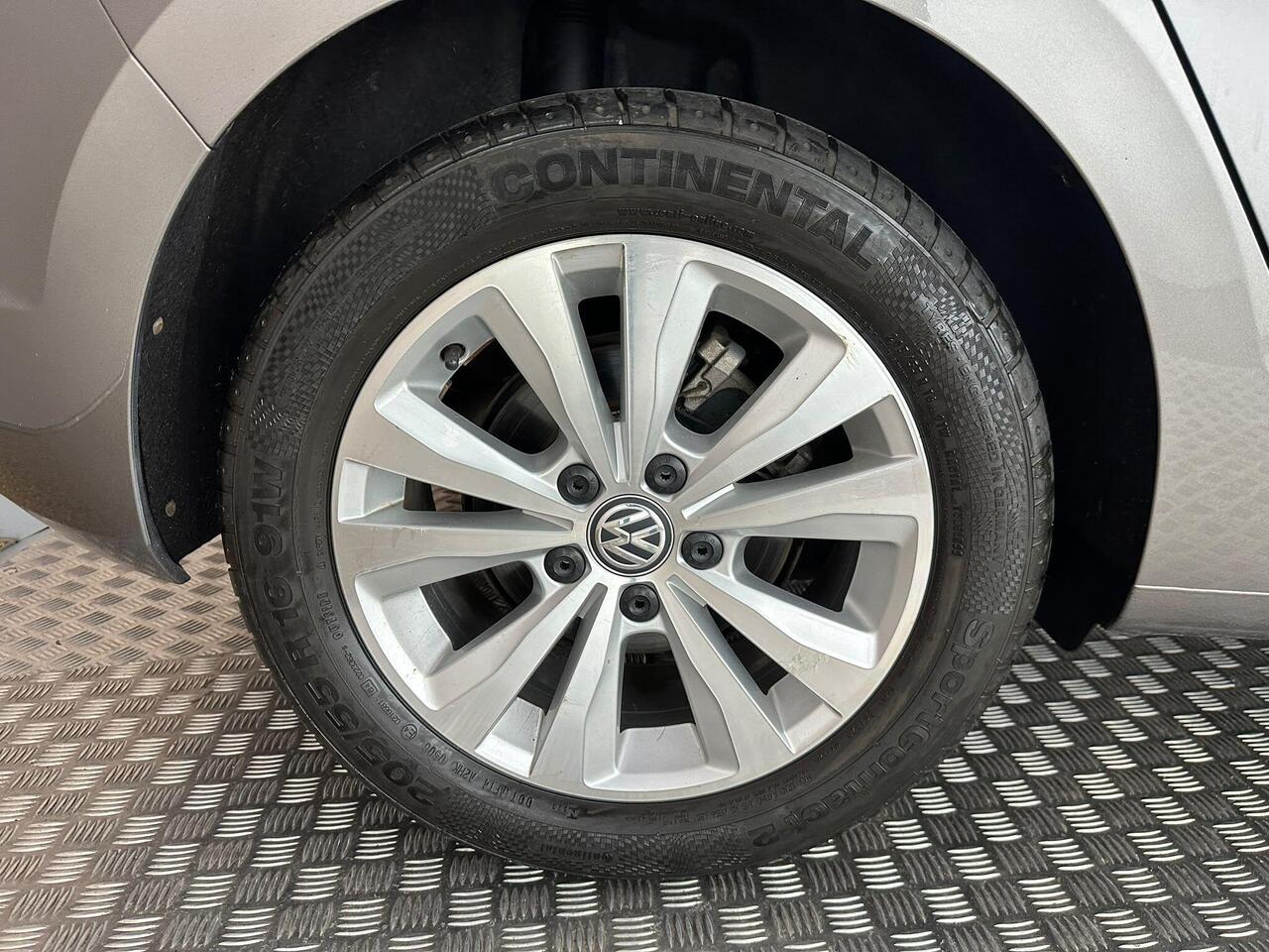 Volkswagen Golf SV GJ16KYG