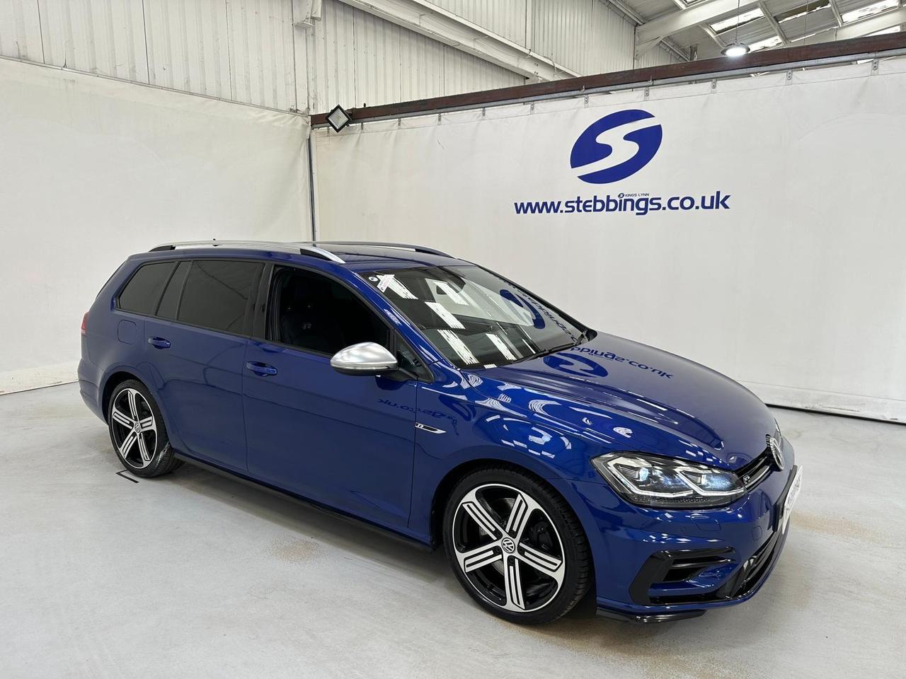 Volkswagen Golf YE70AZG