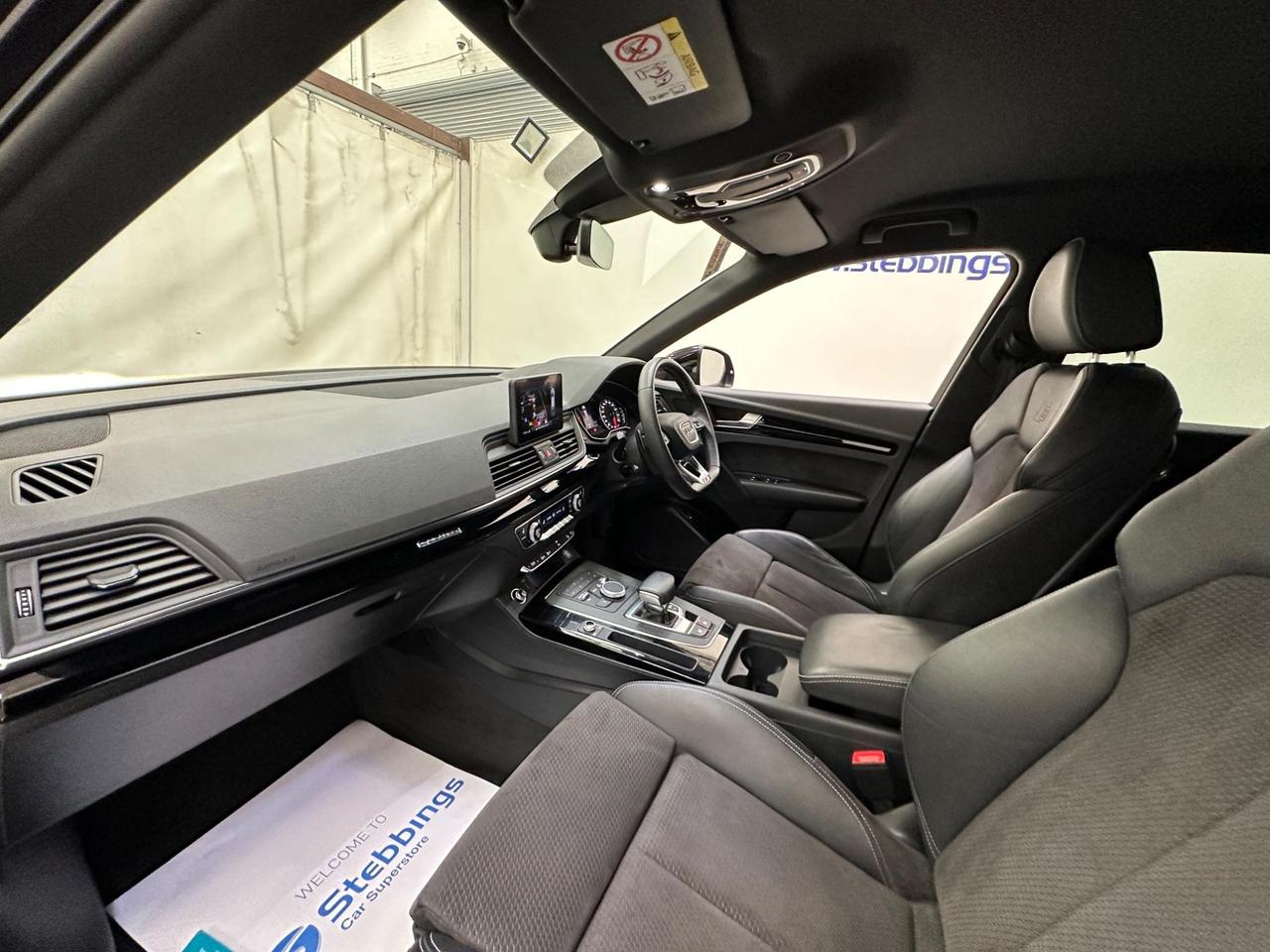 Audi Q5 WF69XDN