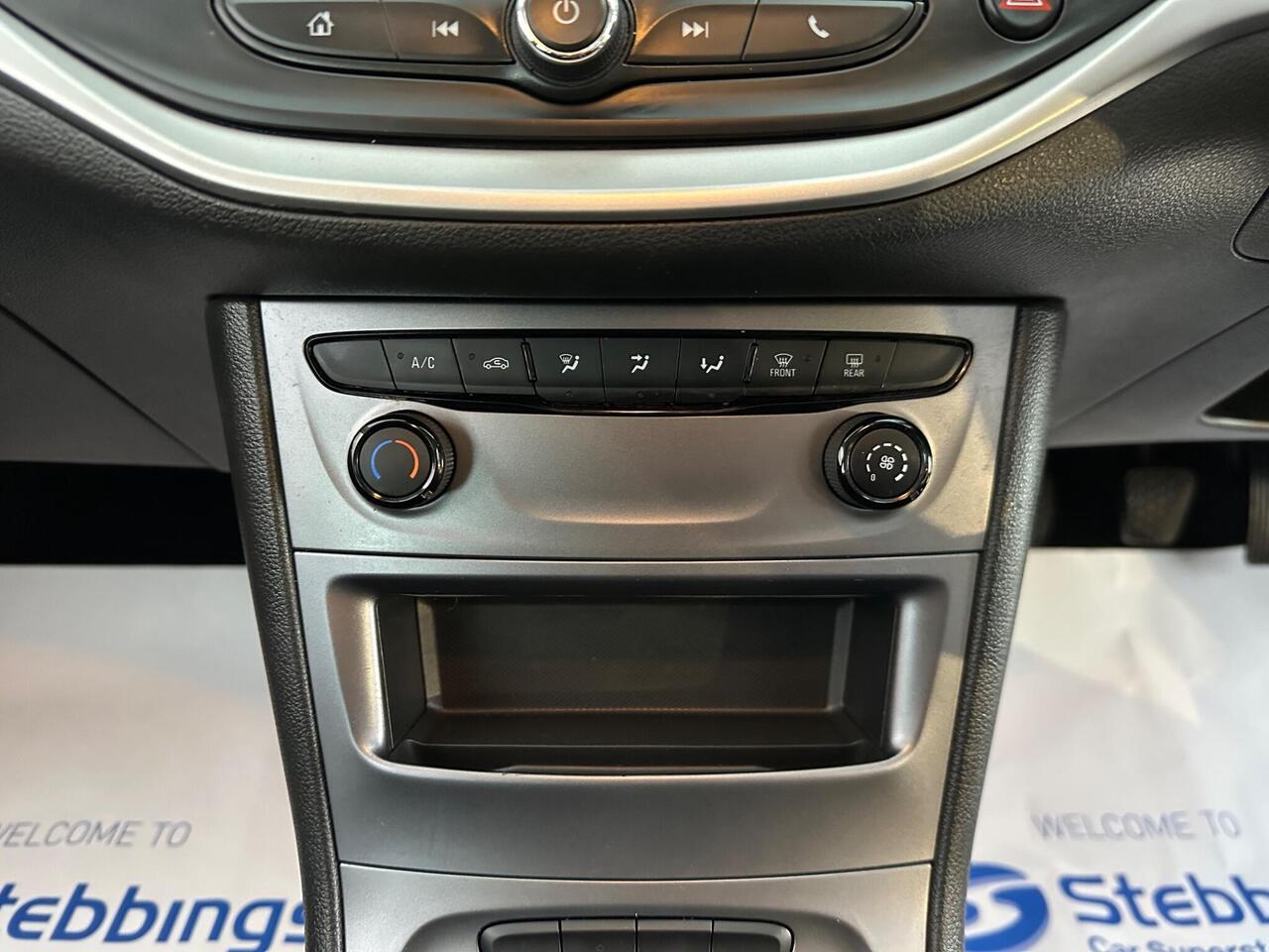 Vauxhall Astra FP70EXB