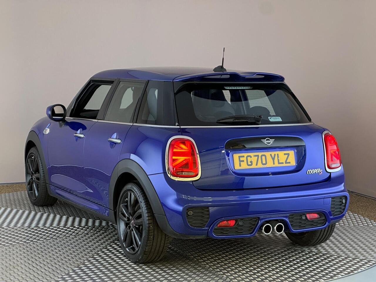 MINI Hatch FG70YLZ