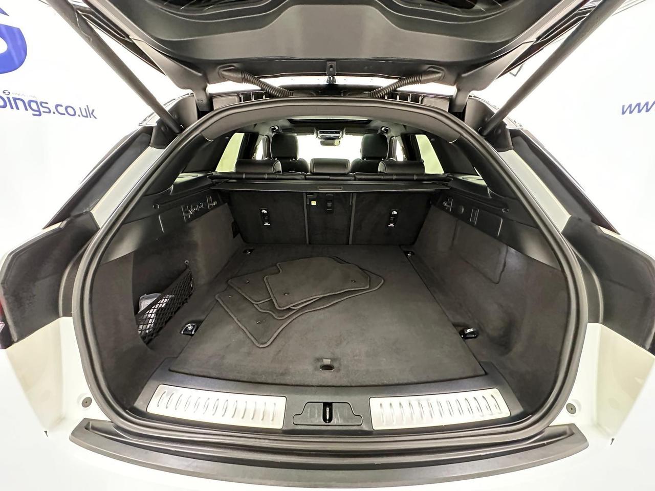 Land Rover Range Rover Velar AK23XWG