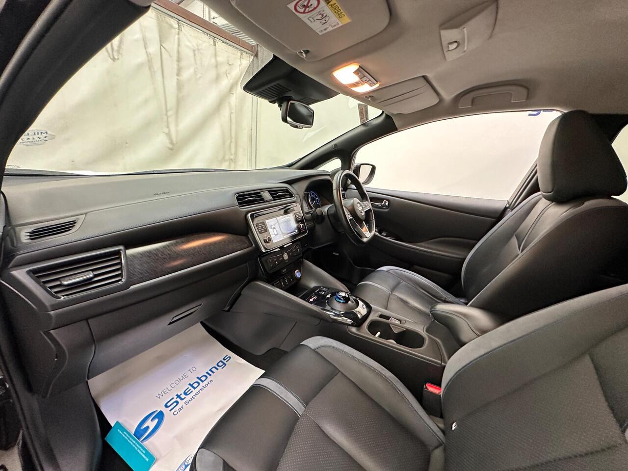 Nissan Leaf LT19GYF