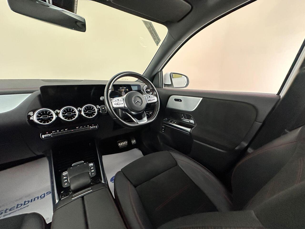 Mercedes-Benz EQA WR71HNX