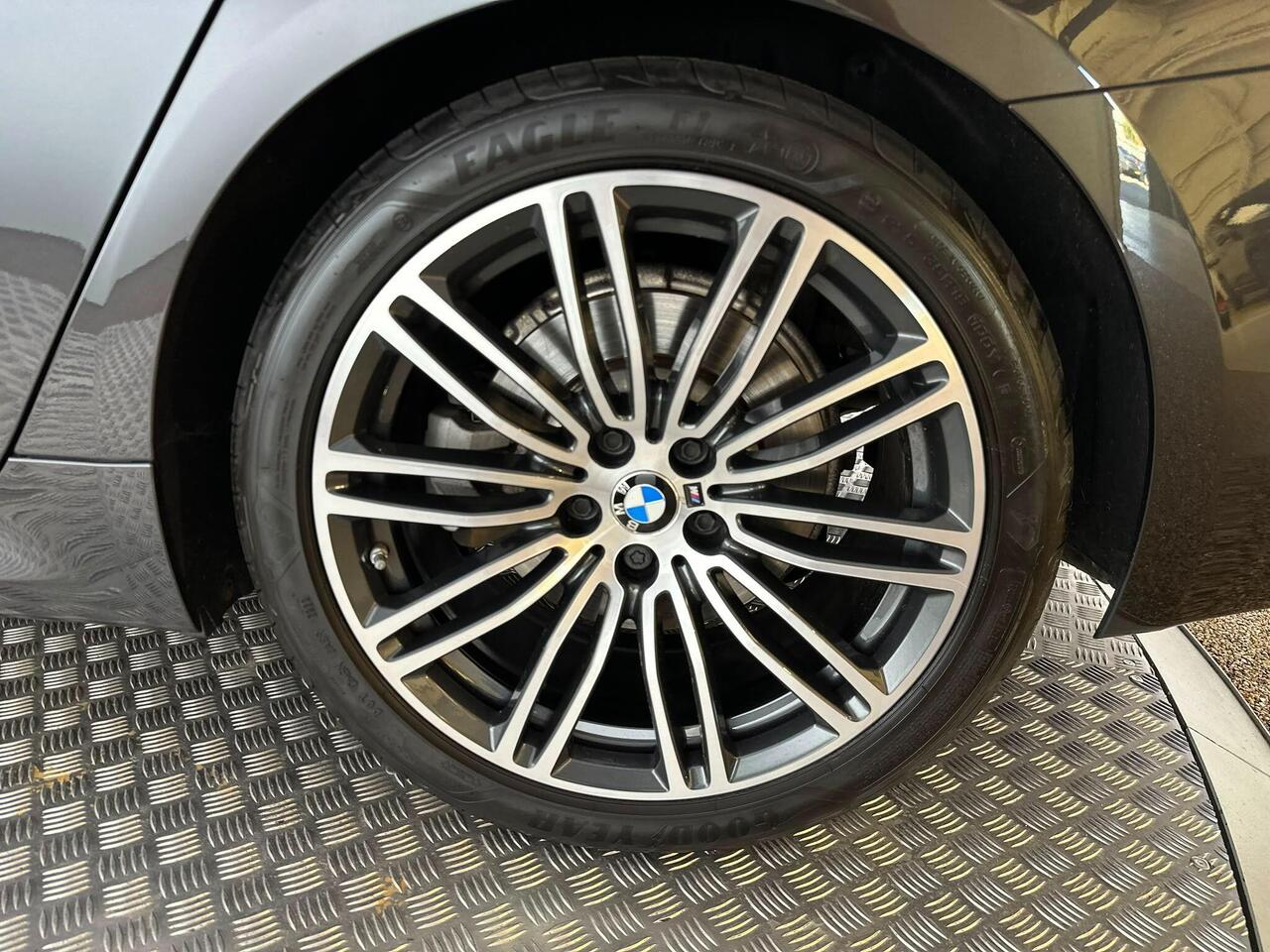 BMW 5 Series AV20CMX