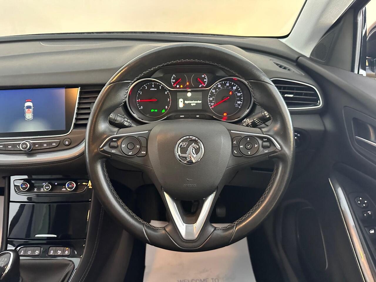 Vauxhall Grandland X DY68ZWW