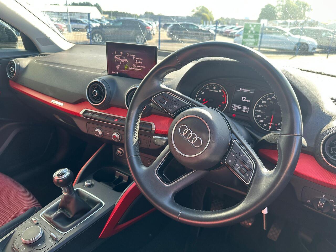 Audi Q2 SM68RJJ