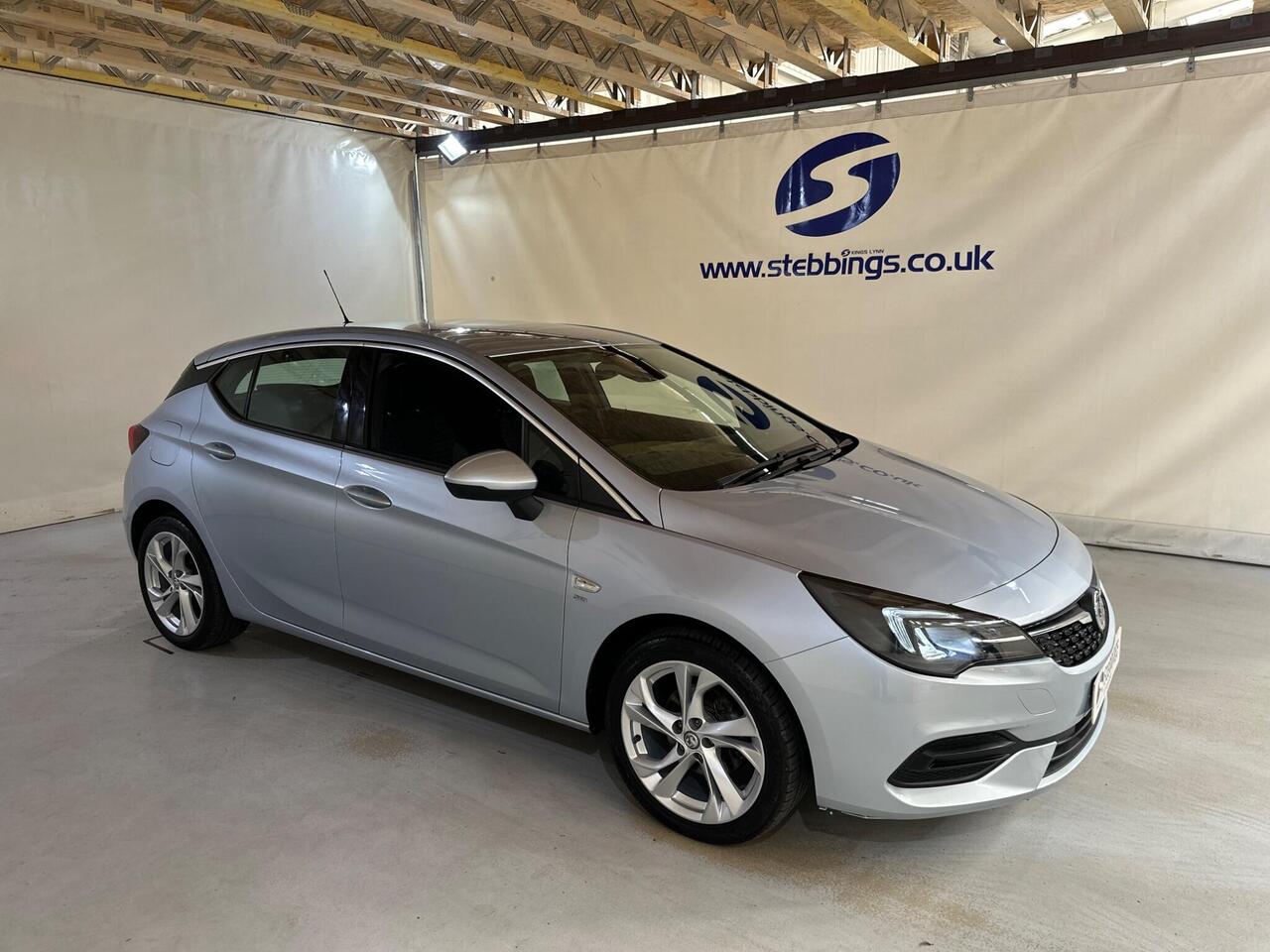 Vauxhall Astra PL69HZW