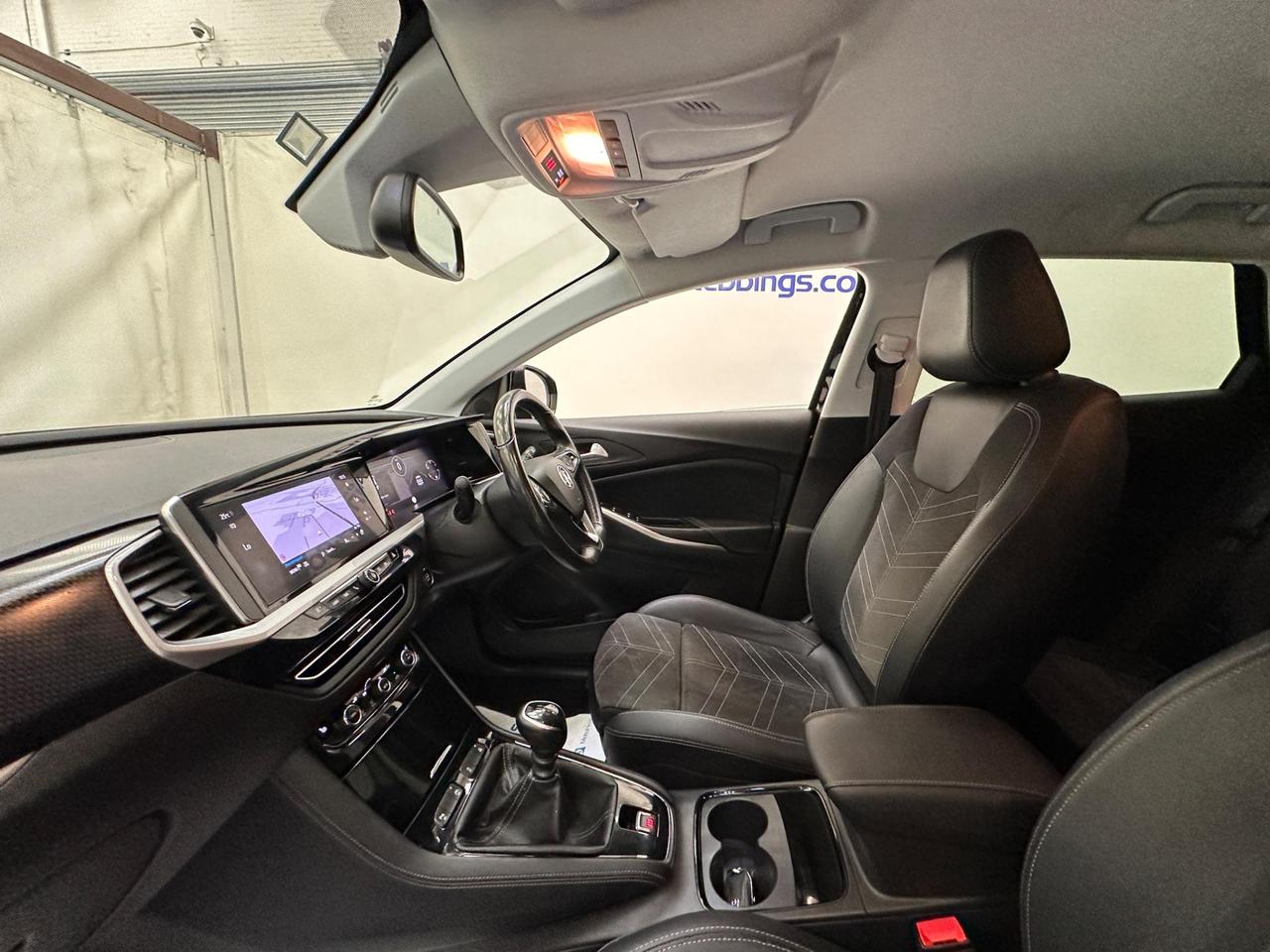Vauxhall Grandland PF72DEU