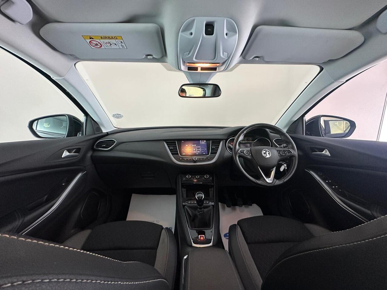 Vauxhall Grandland X BV68KKY