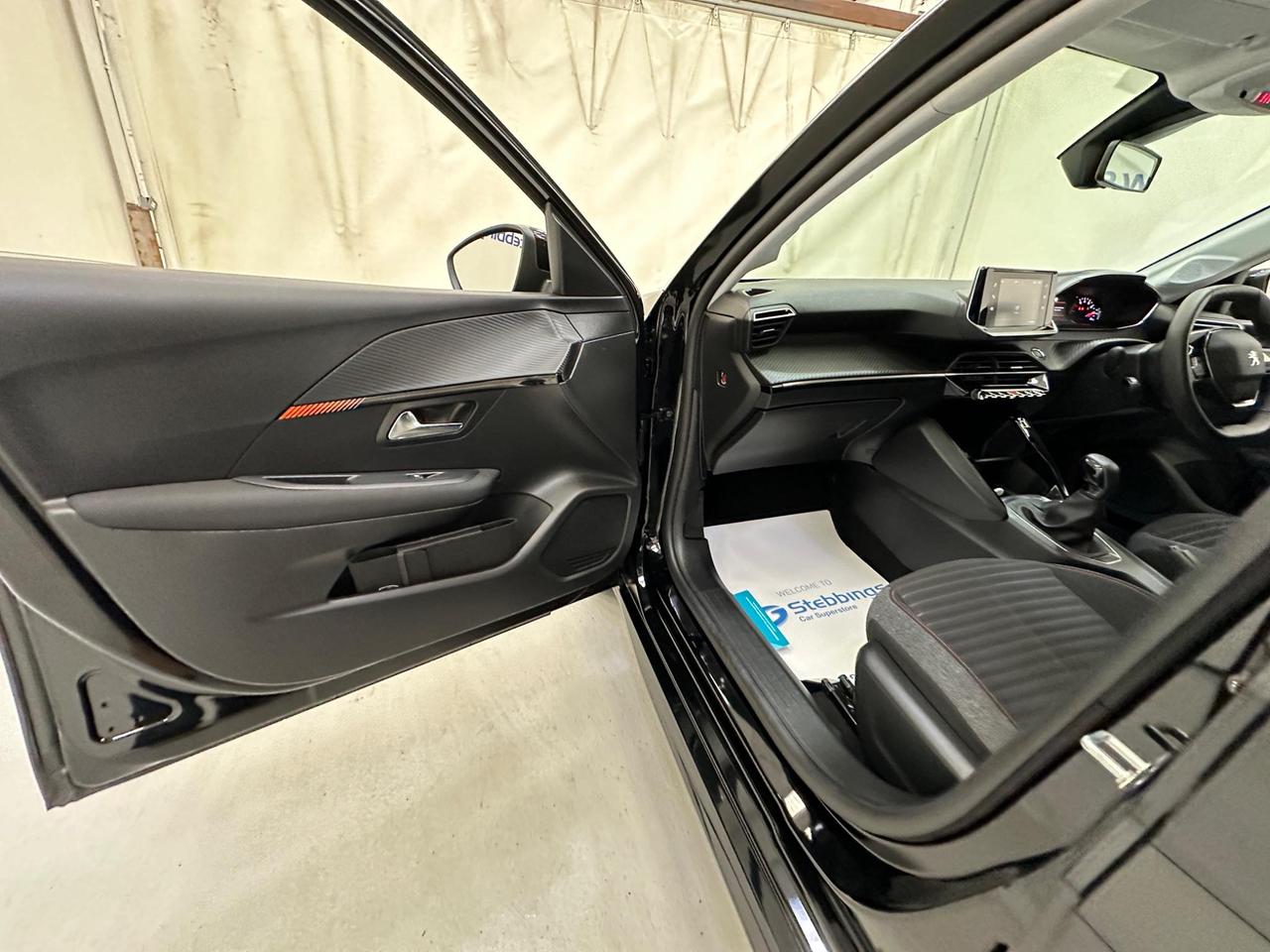 Peugeot 208 AJ23DWM