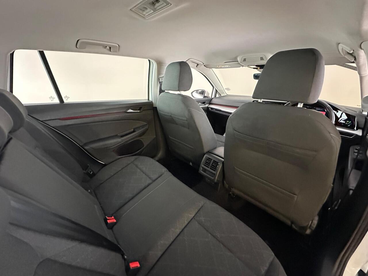 Volkswagen Golf AE73YPM