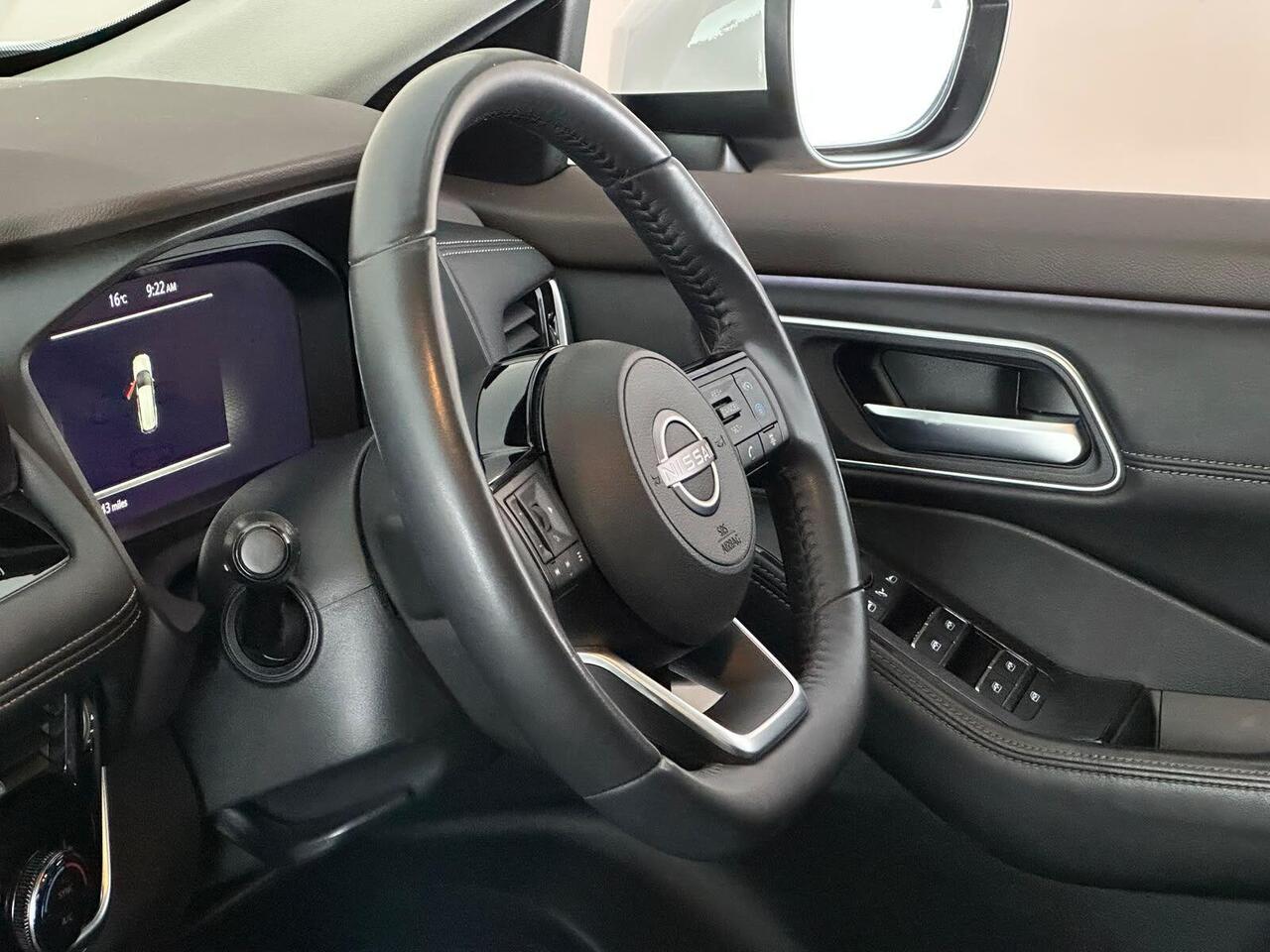 Nissan X-Trail DY73YZN