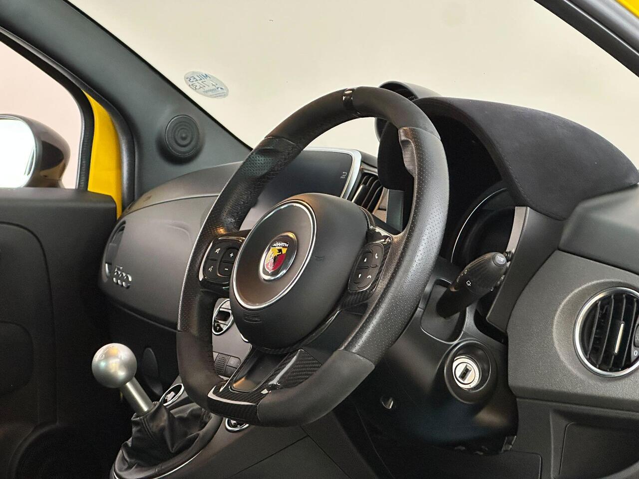 Abarth 595 HJ69ZRR