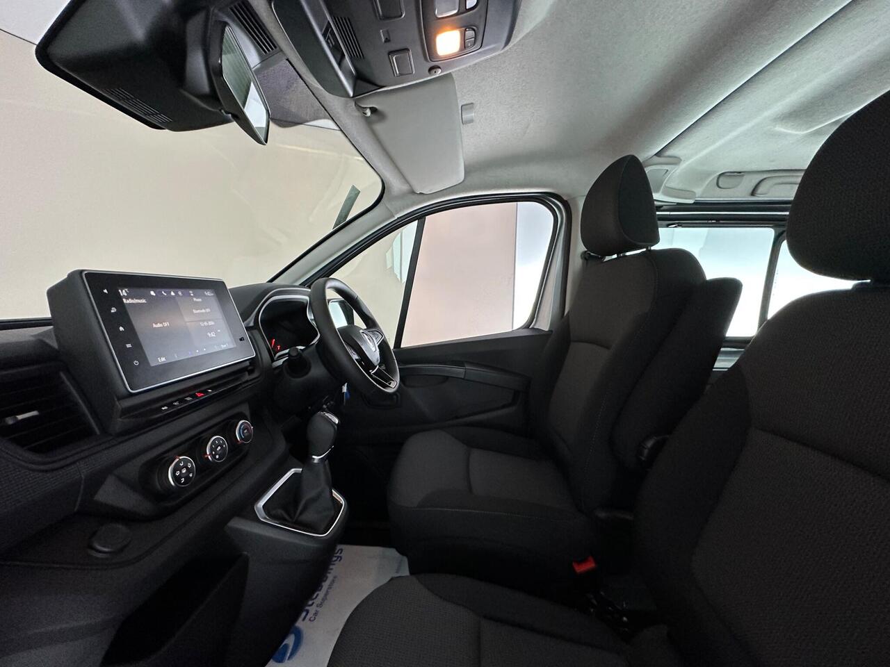Renault Trafic OU25BUJ